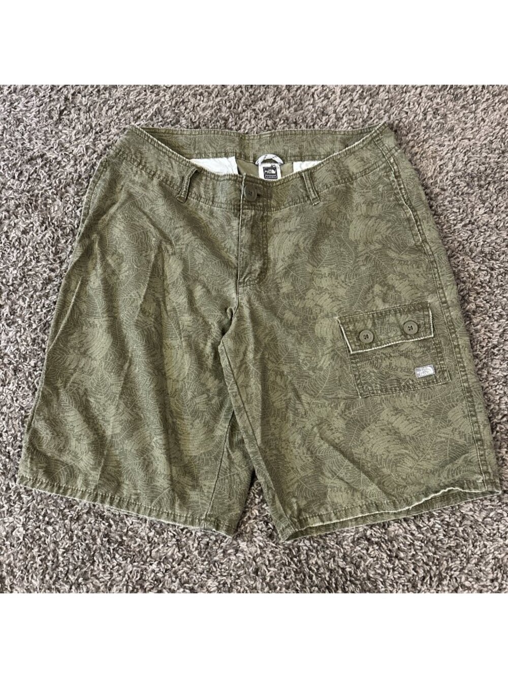North Face Cargo Shorts Women 12 Olive Green Floral Cotton Rip Stop 11"